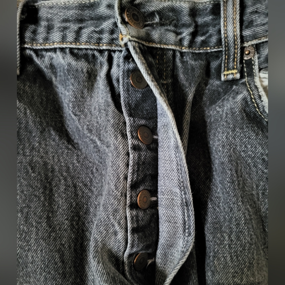 Levi 501 - Picture 3 of 4